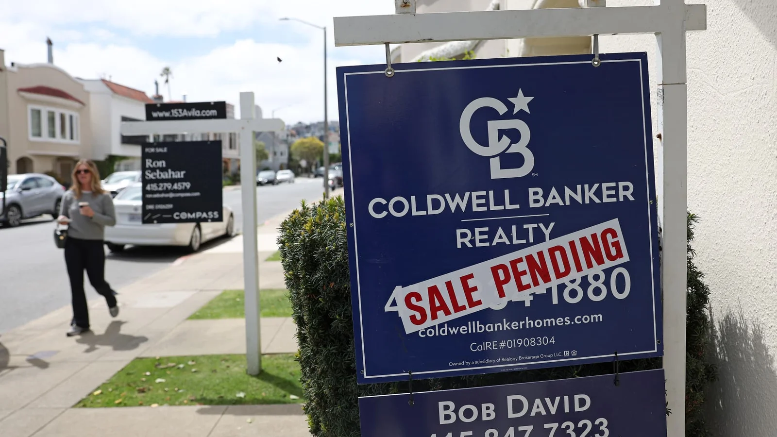Mortgage and Student Loan Demand Decline Despite Steady Rates.