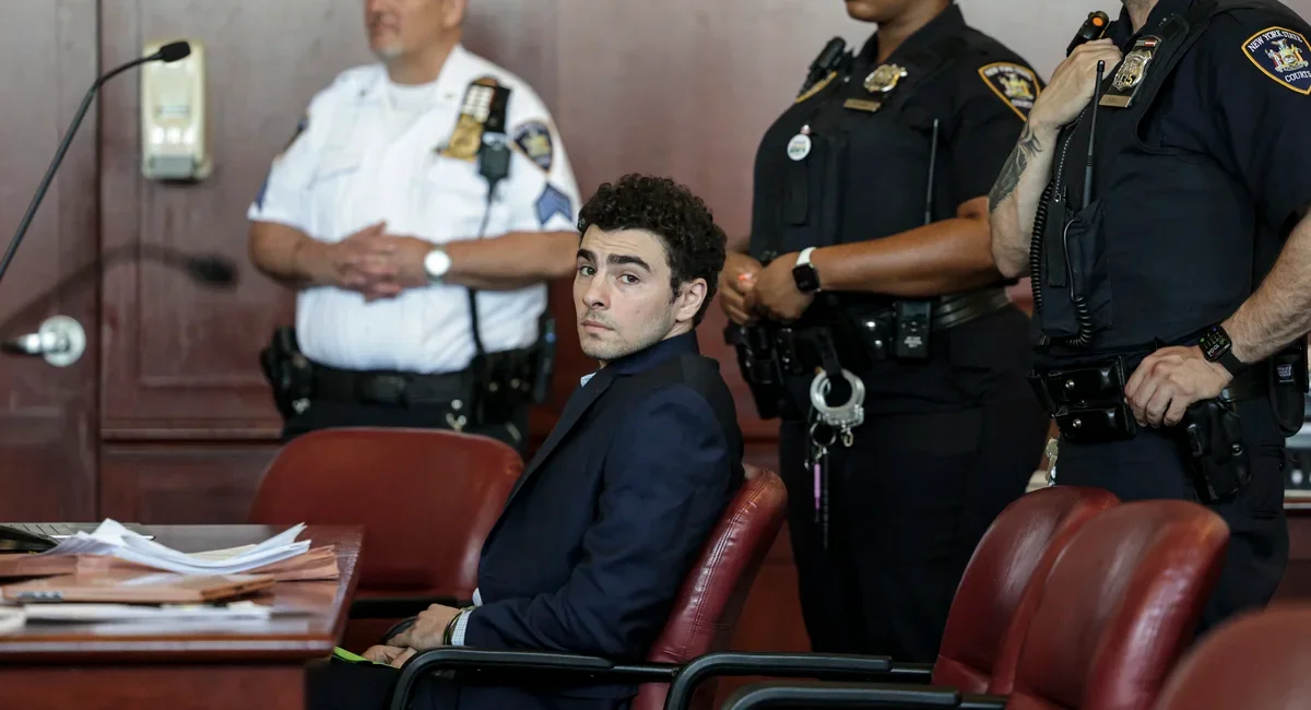 Mangione to Push Mental Health Defense in Midtown Murder Trial