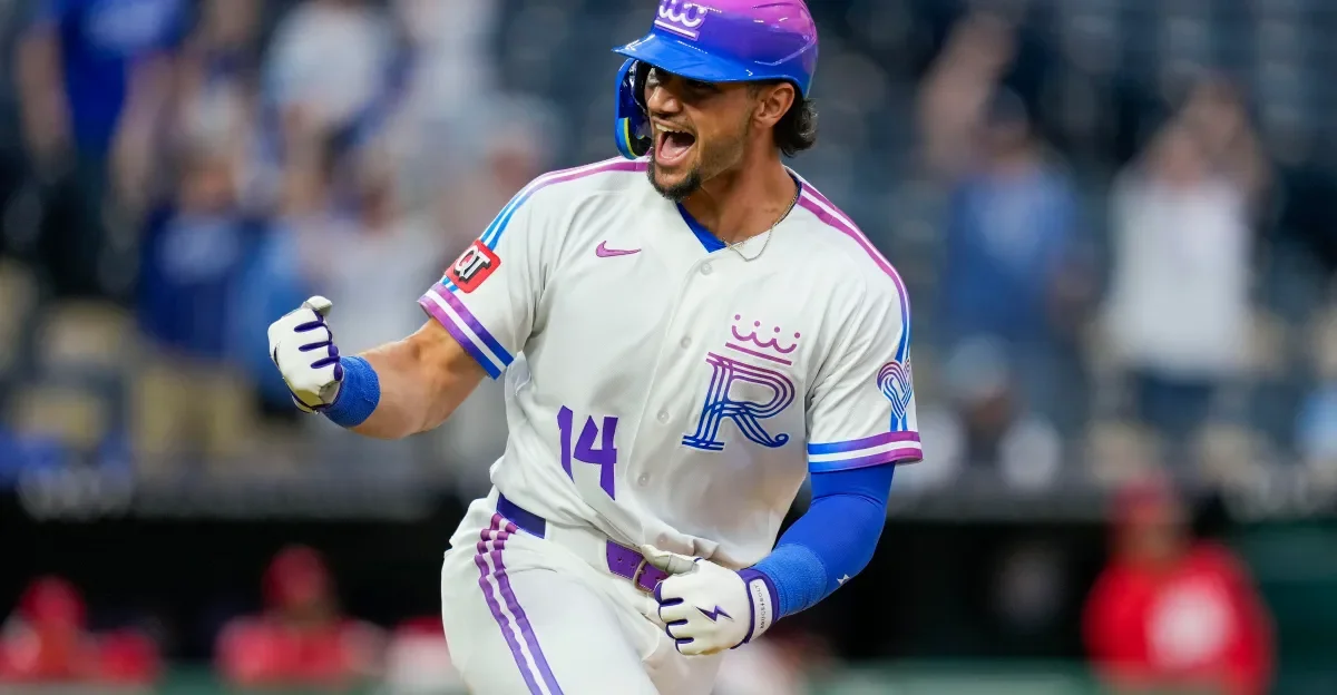 Caglianone unleashes two homers in hometown-tinged Royals night