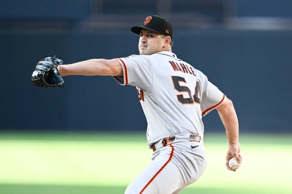 Braves bolster rotation with Mahle trade from Giants