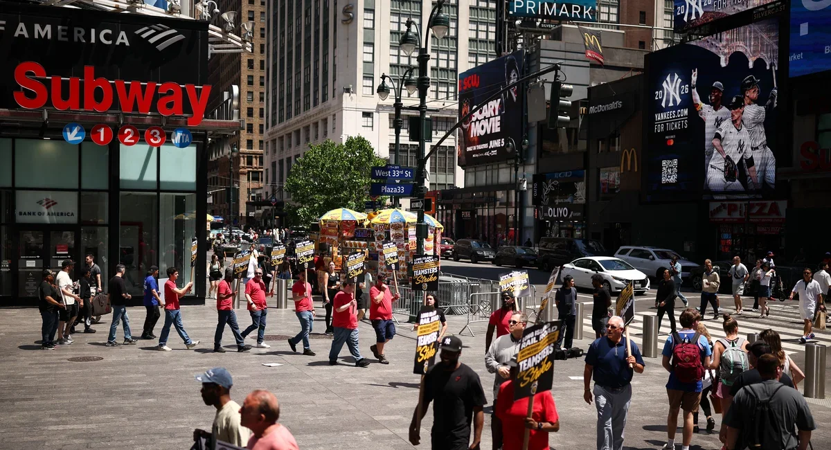 LIRR strike exposes the high-stakes pay game across NYC’s transit system
