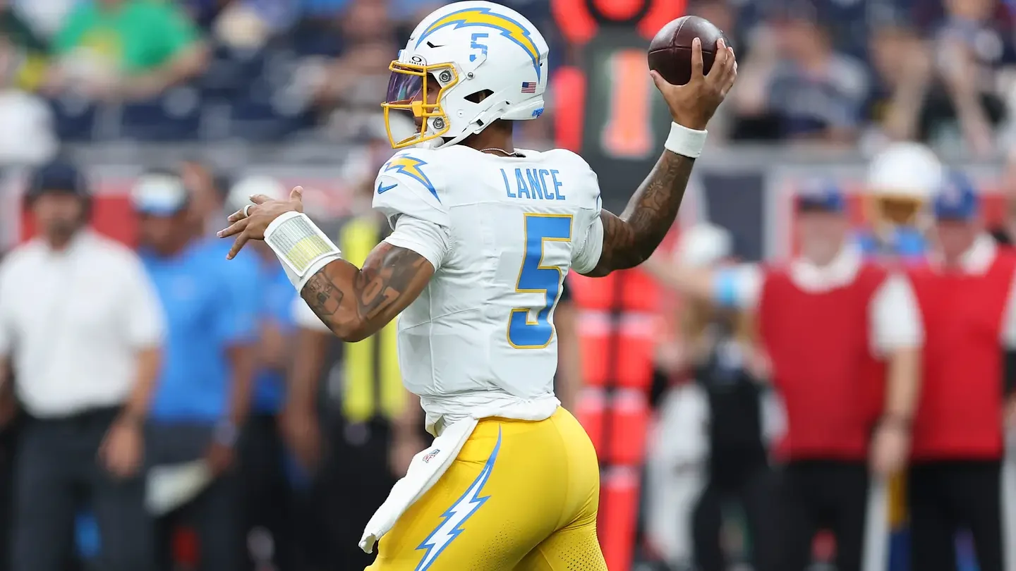 Slaughter shines at left guard as Chargers top Texans in preseason opener