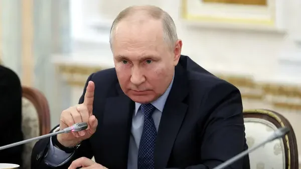 Putin suggests West's intention to fight Russia until last Ukrainian based on heavy losses in Kyiv's counteroffensive.