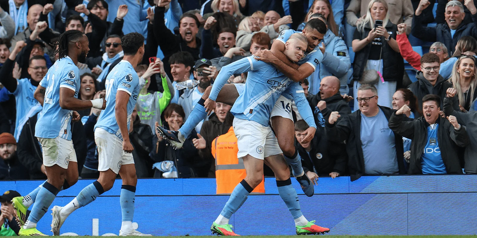City edge Arsenal as Haaland nets decisive winner to tighten title race