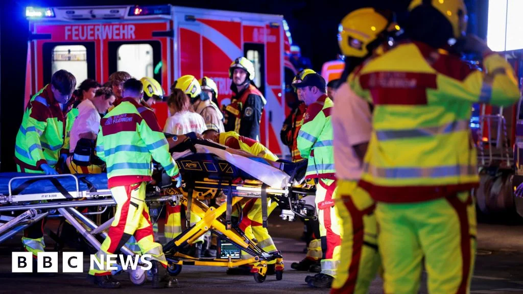 Vehicle drives into Berlin Pride crowd; several injured as manhunt unfolds
