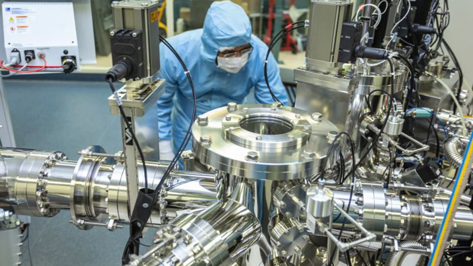 Laser-charged quantum battery could store years of energy from a minute’s charge
