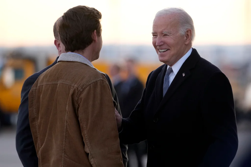 "Biden Takes on Boebert and House GOP's Economic Vision in Colorado Fundraiser Speech"