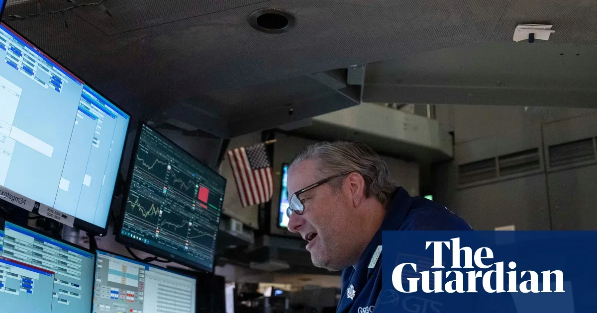 Bond market turmoil deepens as US debt, geopolitics push yields higher