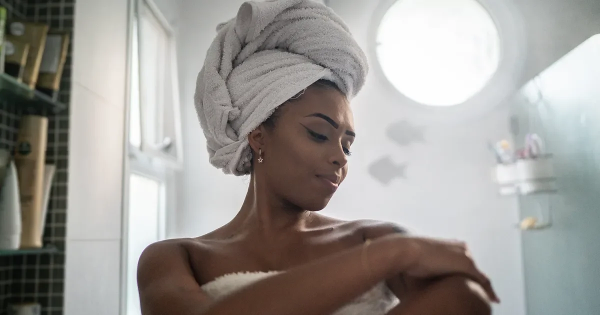 Hands-Only Shower Wins: Dermatologists Say Your Hands Clean Better Than Washcloths