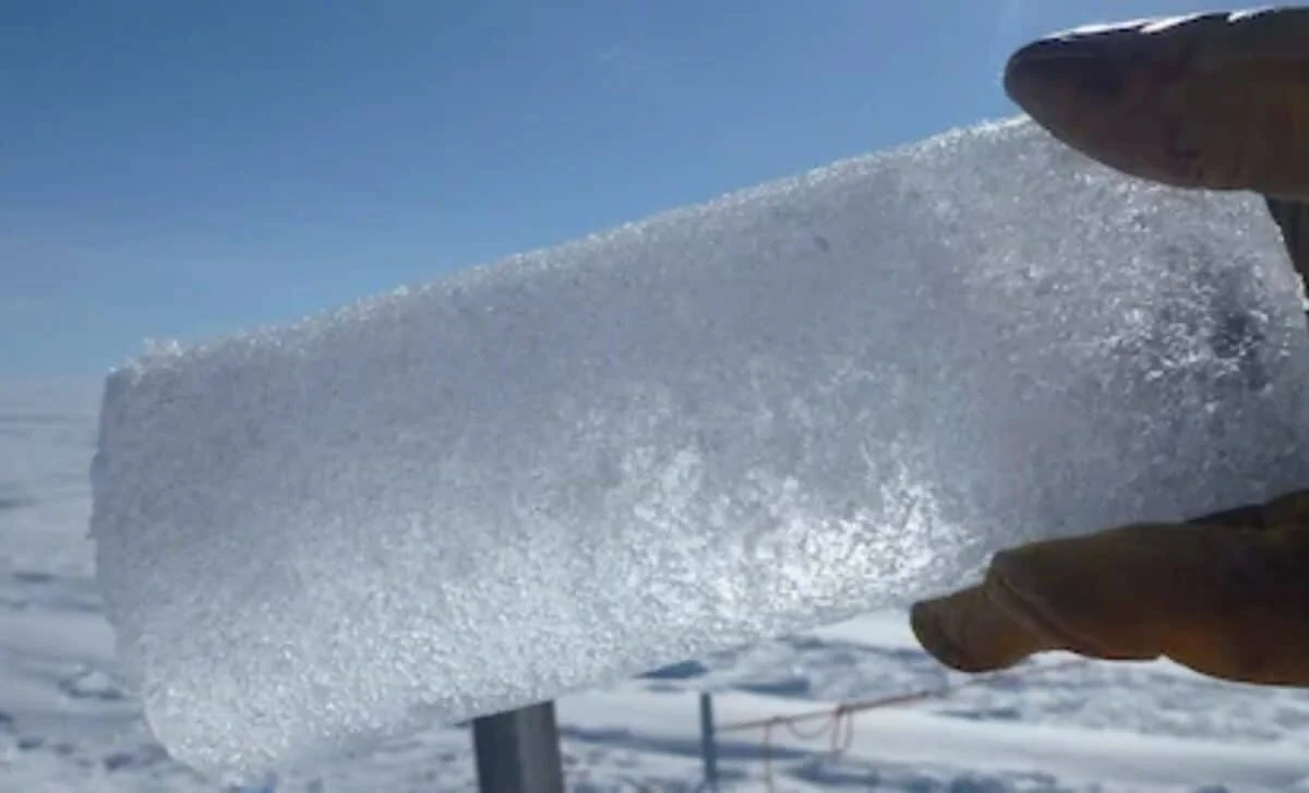 Antarctic Ice Uncovers Iron-60 Clues to a Nearby Supernova's Dust Reaching Earth