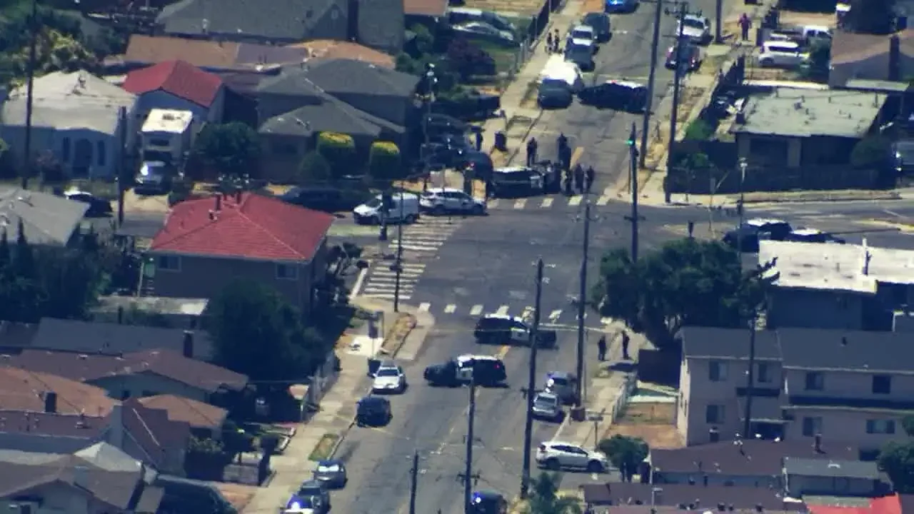 "Spate of Shootings Claims Four Lives in Oakland within 11 Hours"