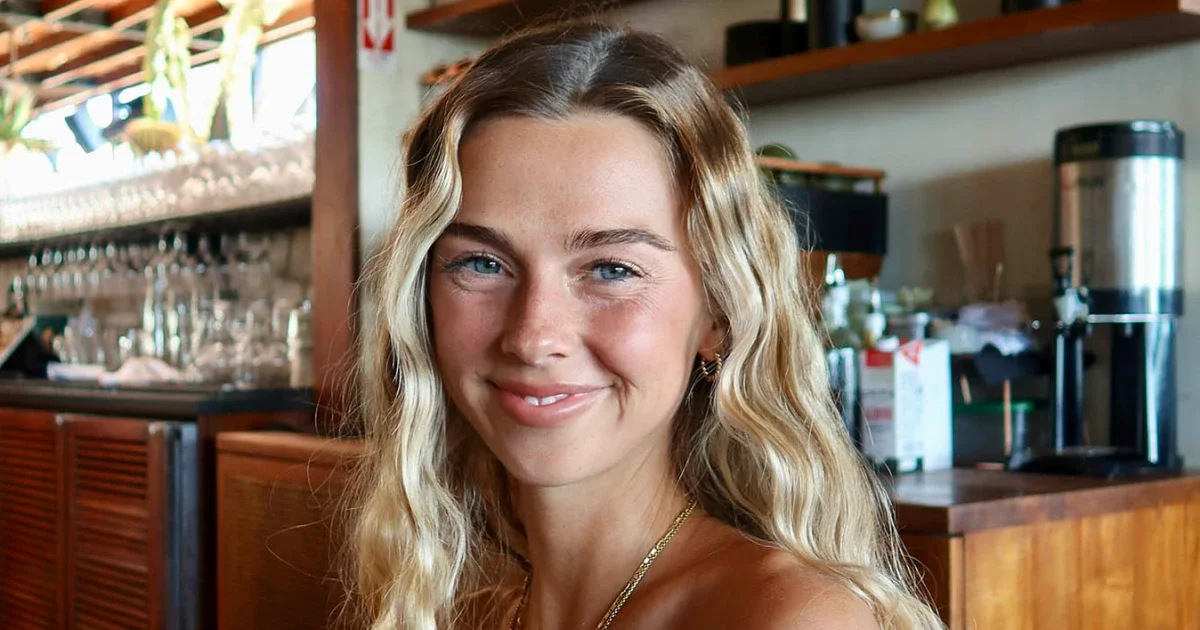 Influencer Sydney Towle, 26, Dies After Battle With Rare Bile Duct Cancer