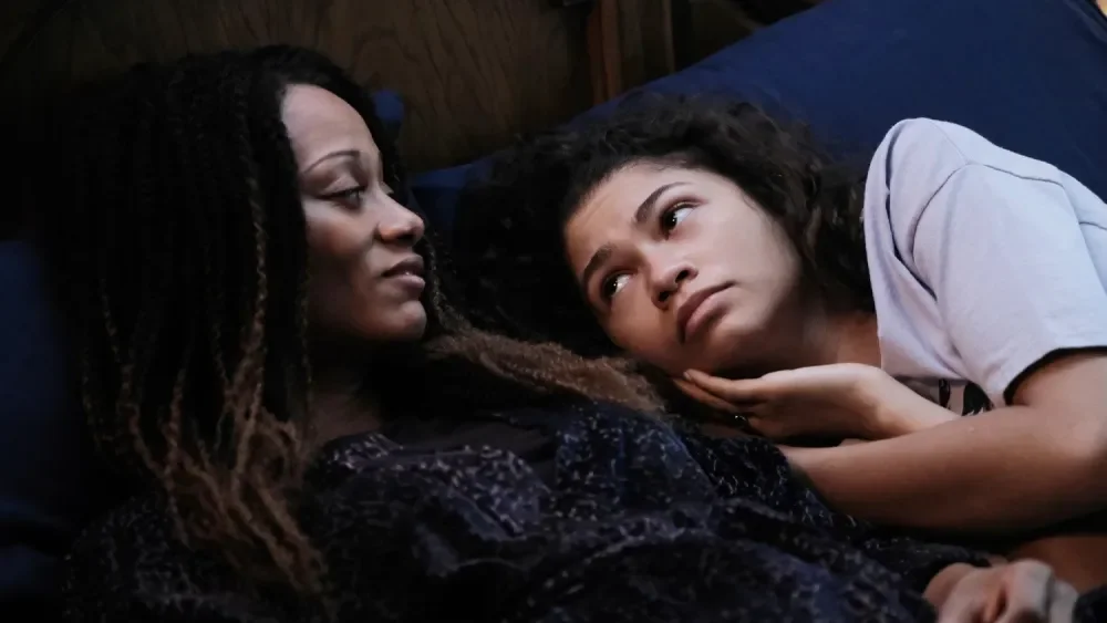 Nika King Explains Leslie’s Subtle Season 3 Comeback on Euphoria