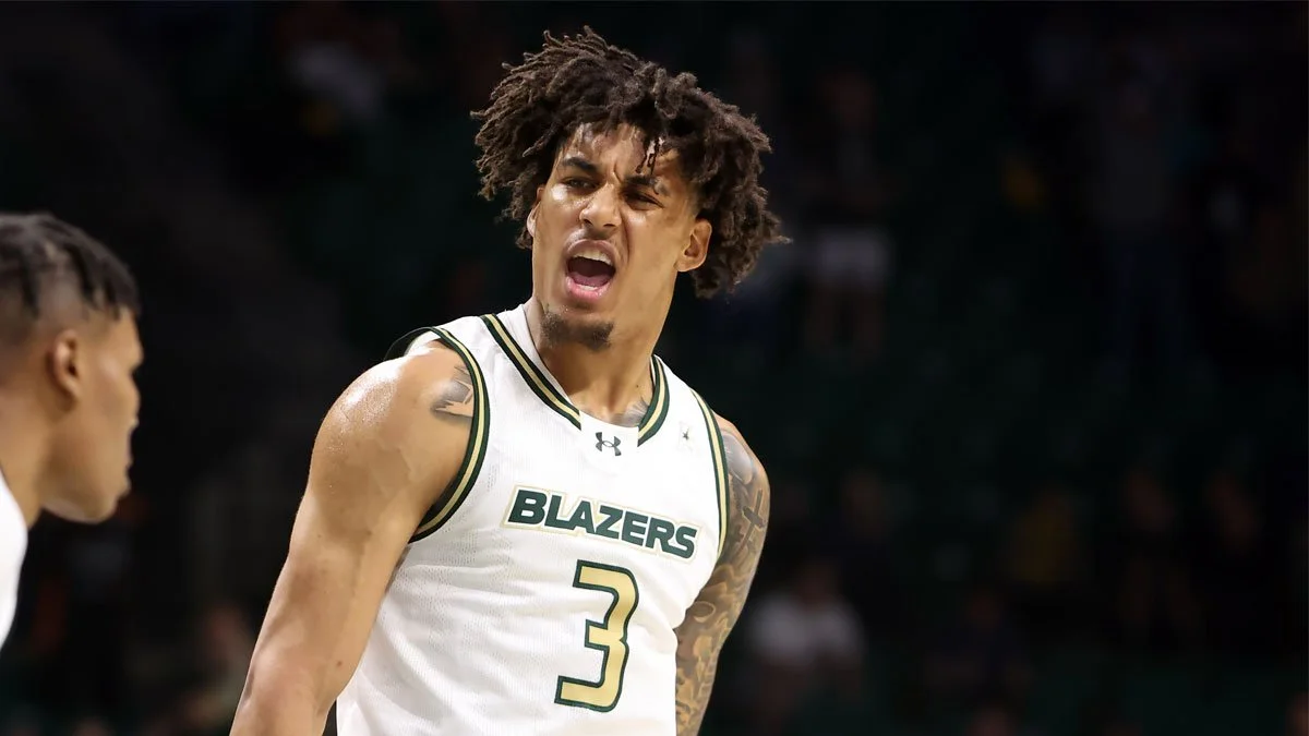 Warriors draft Yaxel Lendeborg, famed for historic all-around college performance