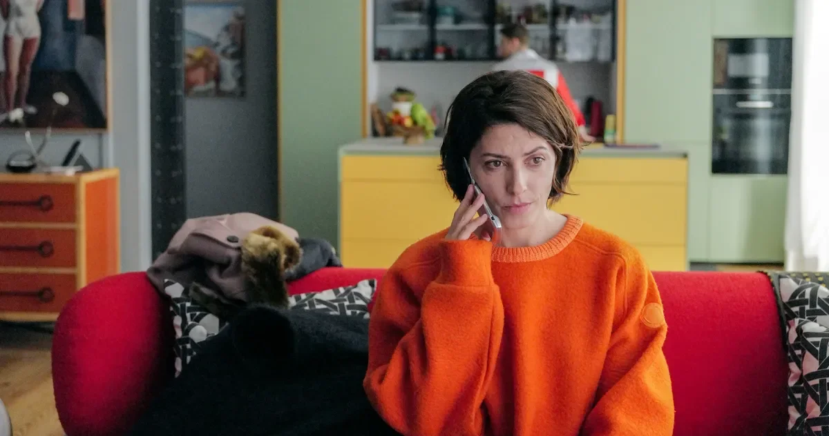 Almodóvar Turns Autofiction Inward in Bitter Christmas