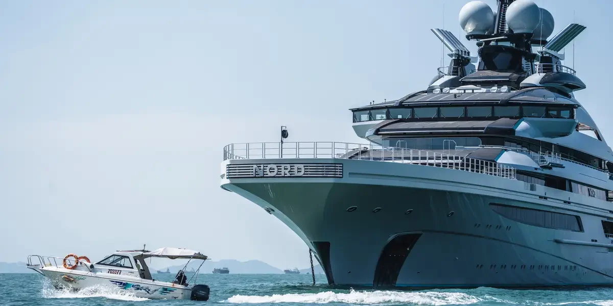 Nord Superyacht Makes Rare Hormuz Crossing Under Sanctions