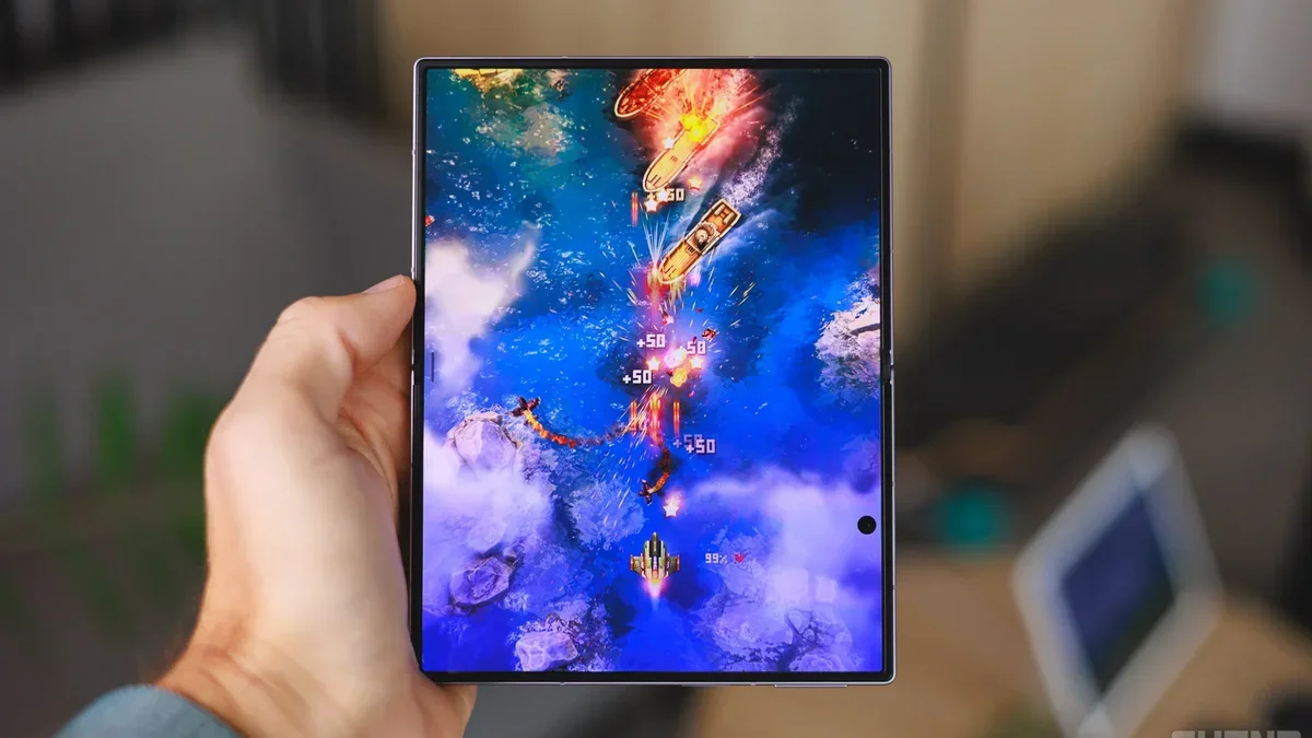 Pistachio Galaxy Z Fold 8 Sparks Red-Hot Pre-Orders