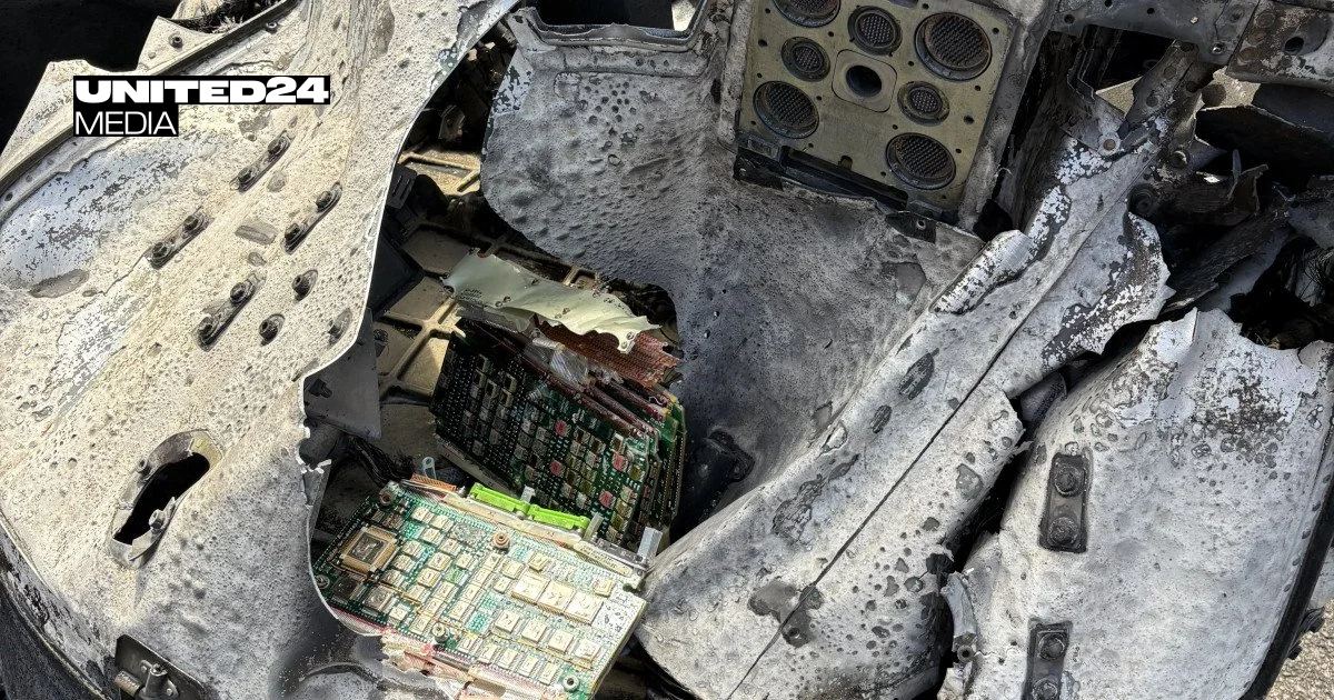 Oreshnik MIRV Exposed: Inert Payloads Reveal 36-Submunition Design in Ukraine Strike