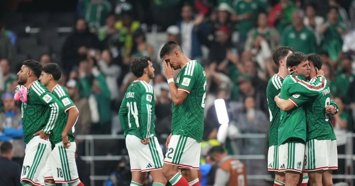 Bellingham double powers England past Mexico to reach World Cup quarters