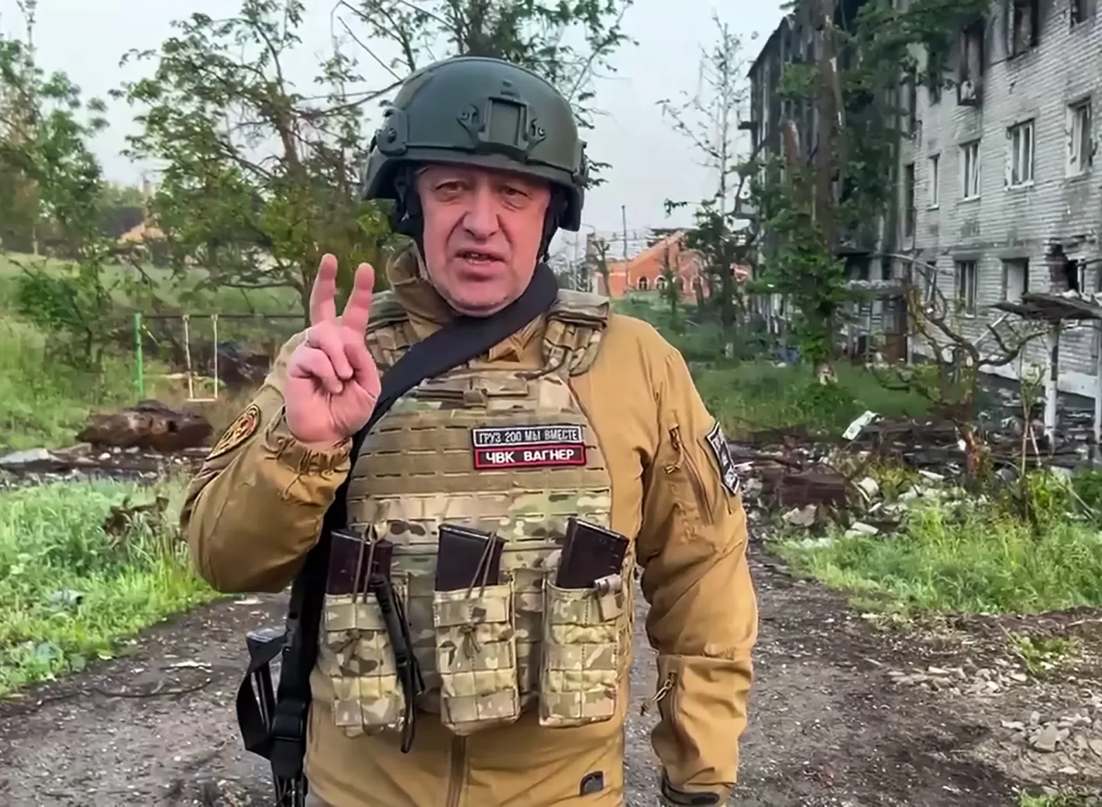 Russian Mercenary Boss Accuses Putin's Forces of Laying Mines to Harm Fighters