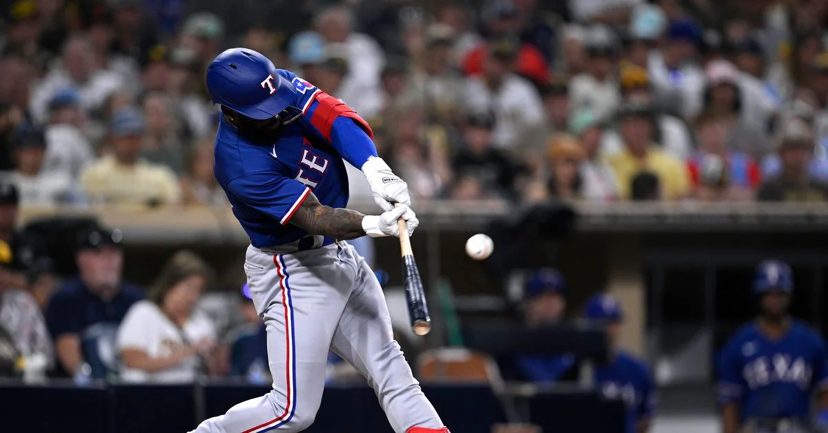 "Texas Rangers Face Chicago White Sox with Andrew Heaney and Max Scherzer on the Mound"