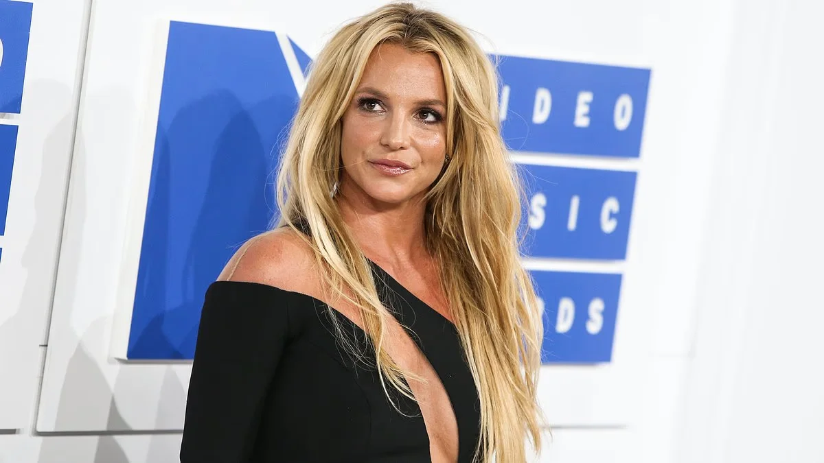 Britney Spears starts 30-day rehab after sons issue firm ultimatum