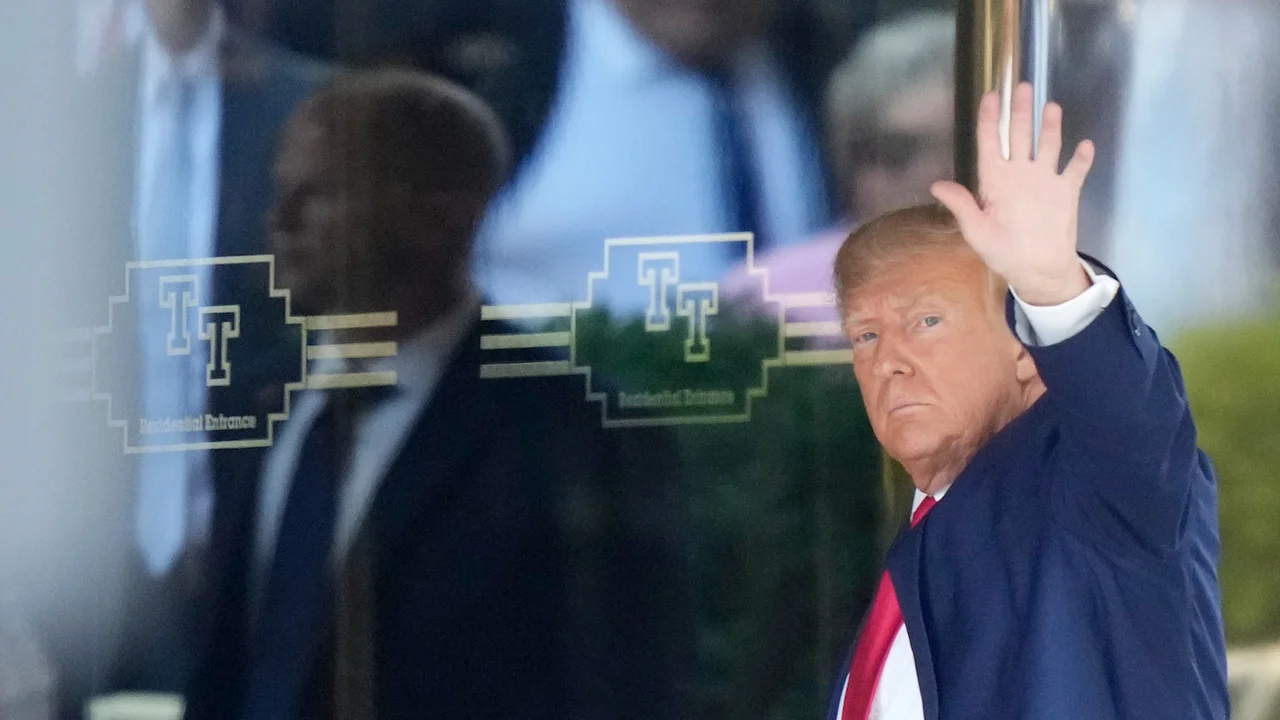 Trump Returns to Manhattan for Arraignment on Criminal Charges