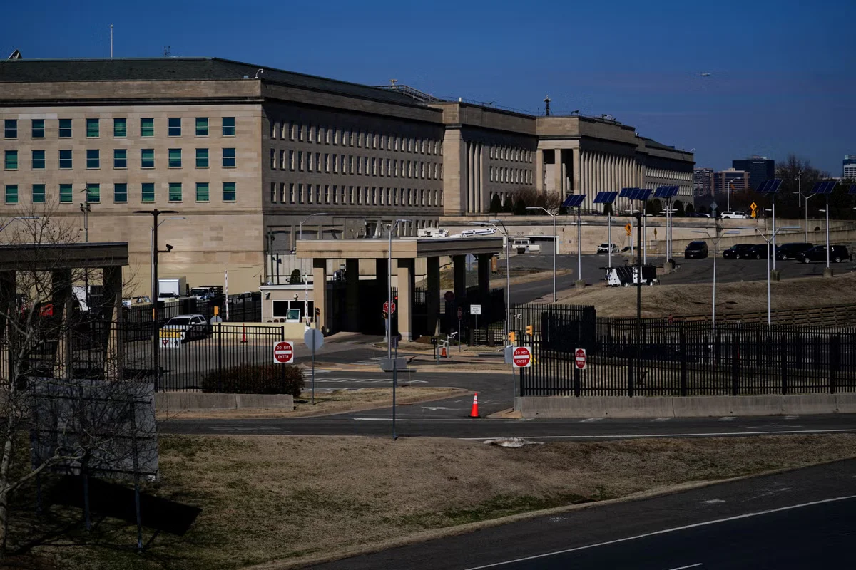 Pentagon lockdown ends as officials say no hazard remains