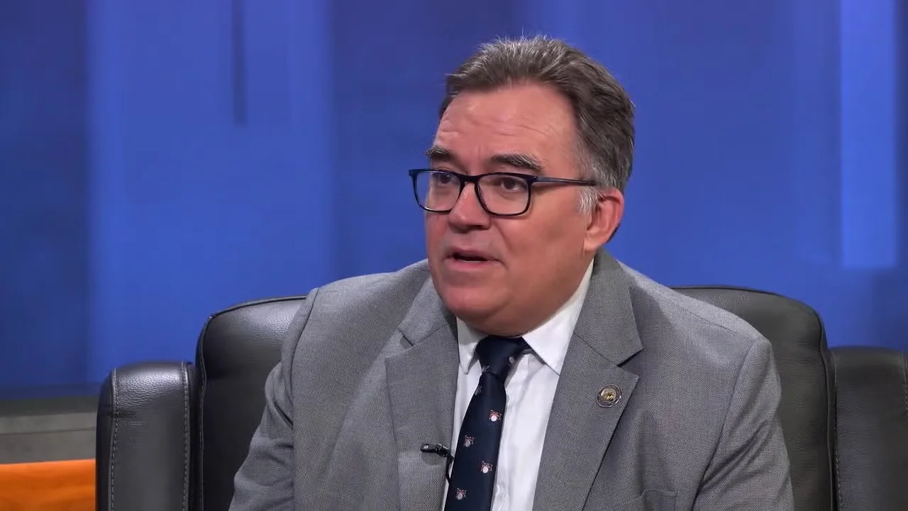 Hoffman accuses Craig of seeking endorsement from ICU, Craig disputes