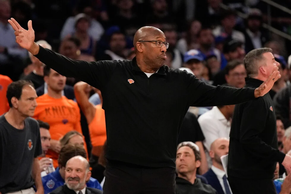 Brown Questions Refereeing After Spurs Take Game 3