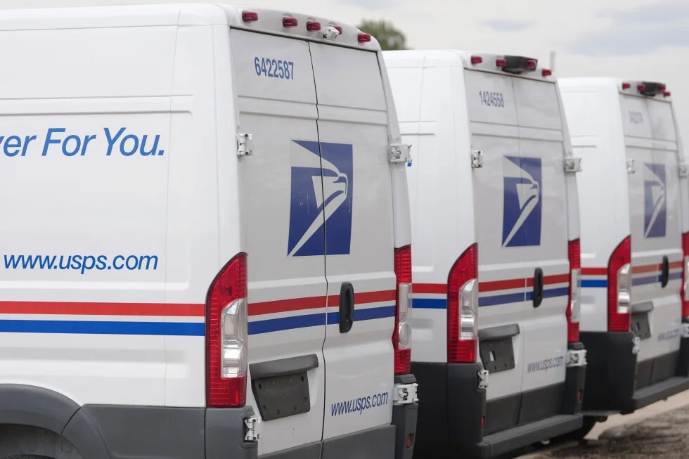 USPS weighs allowing handgun shipments by mail