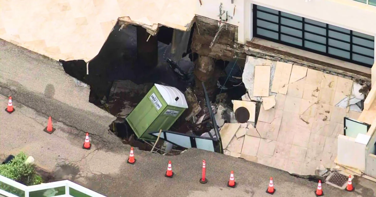 Malibu sinkhole forces evacuations near Nicolas Cage residence