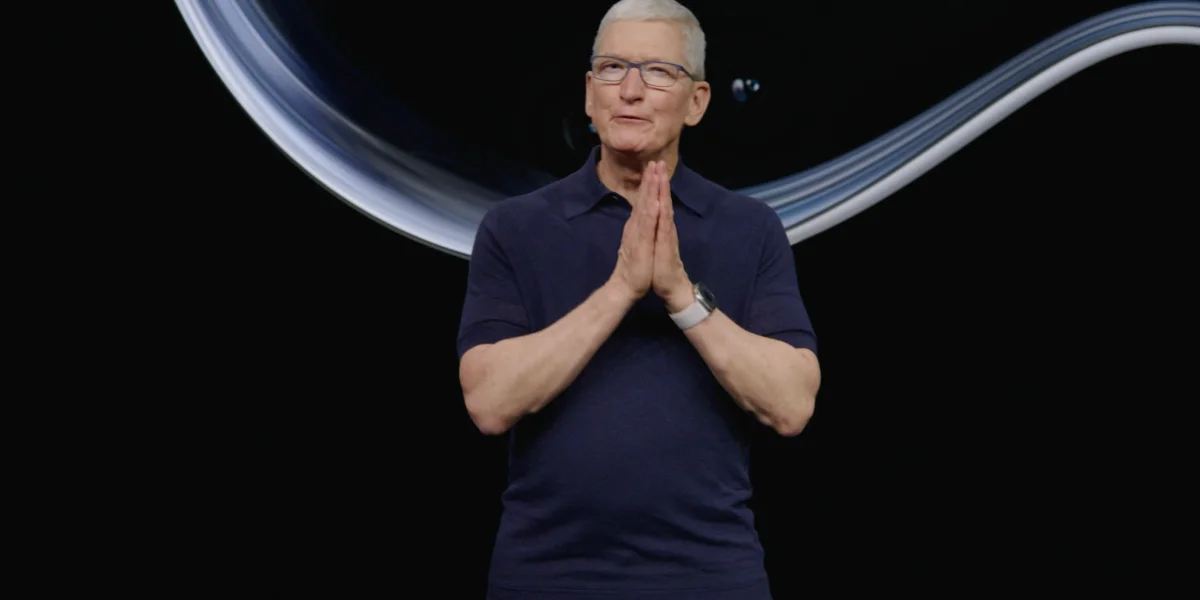 Apple's New Product Category Fails to Impress Investors, Stock Price Drops