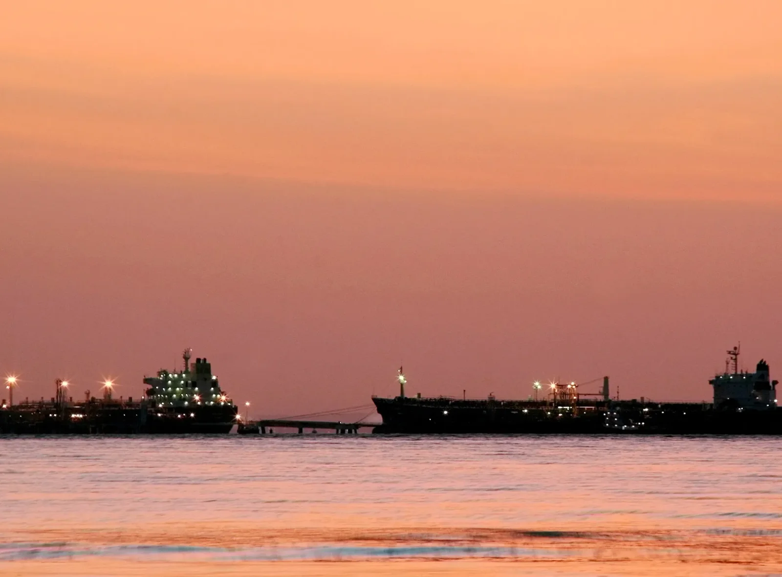 US eyes long-term stake in Venezuelan oil fields as talks advance