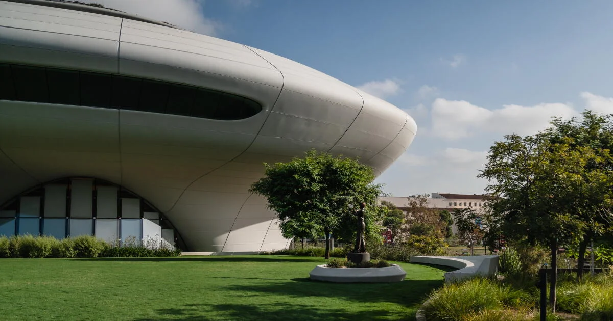 Starship of Stories: Lucas Museum Reframes Art Through Pop-Culture Narratives