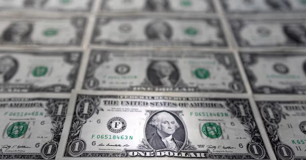 US inflation expectations rise, dollar dips.