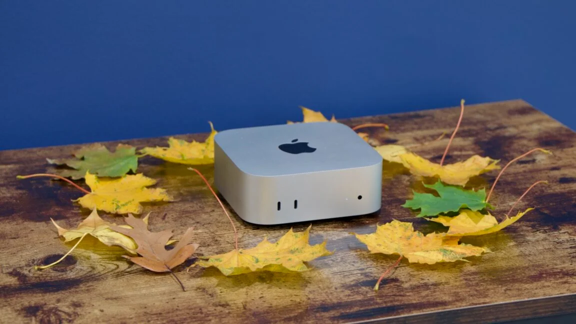 Mac Shortage Crunch: Desktops Lag While Neo Remains More Available