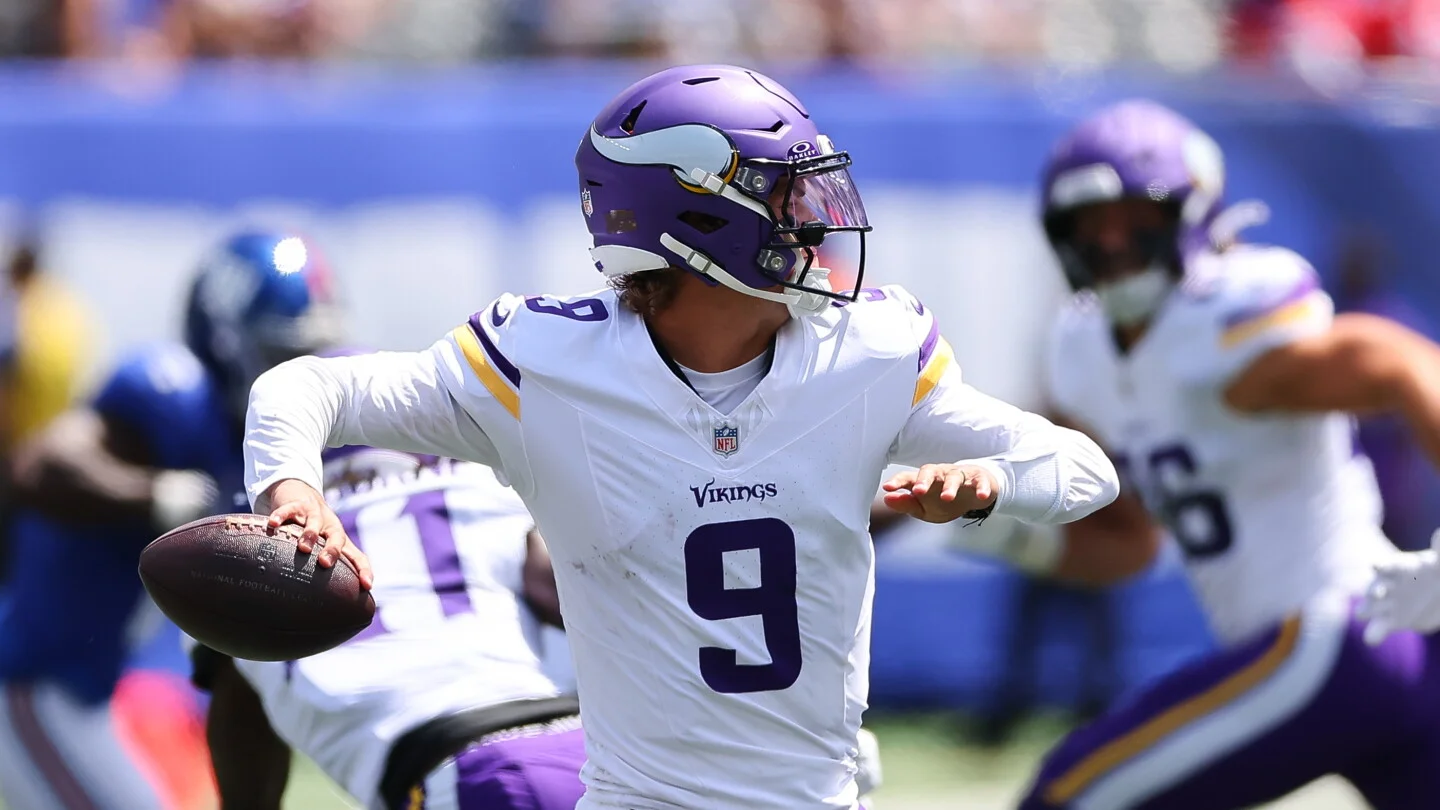 Vikings QB depth chart heats up as McCarthy fights for No. 2