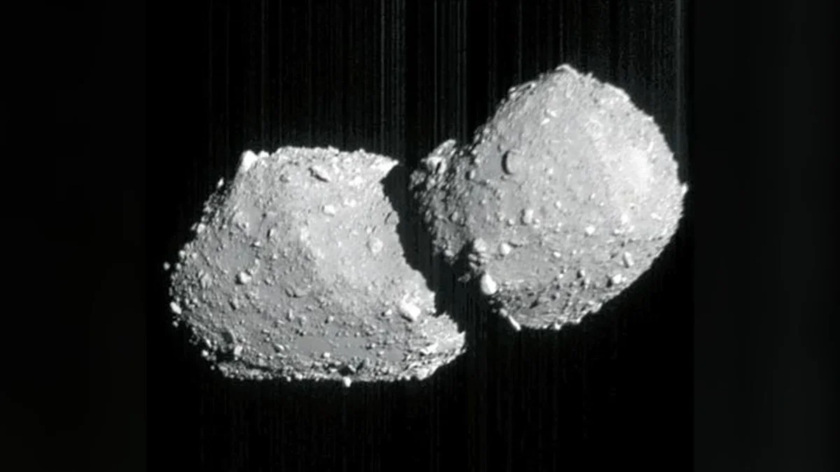Hayabusa2’s daring 800-meter flyby reveals Torifune as a contact-binary asteroid