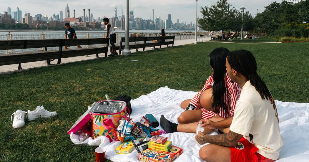 Heat Wave Hits New York City as Students Return to School