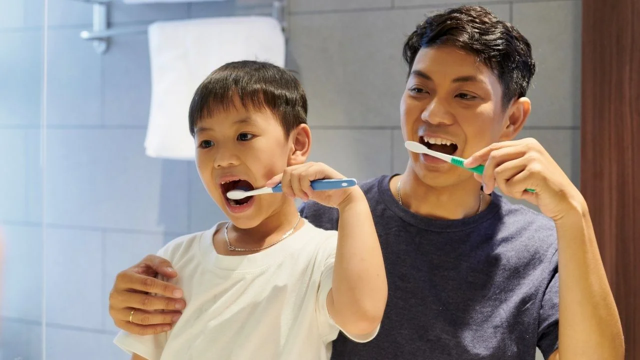 Brushing With Your Non-Dominant Hand: A Tiny Brain Workout or Just a Novel Habit