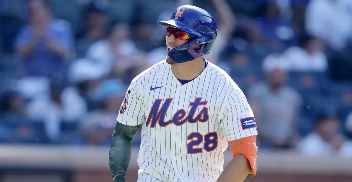 Mets walk off in extras to top Yankees in Subway Series
