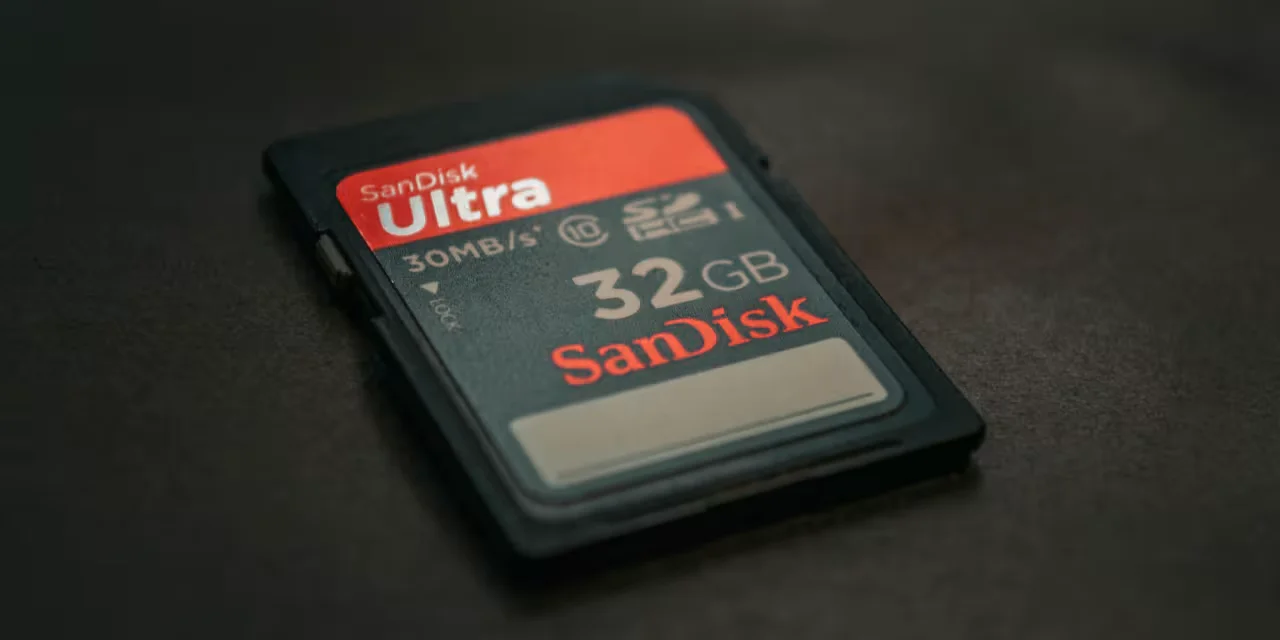 Nasdaq 100 Shake-Up: Sandisk Enters, Atlassian Exits.