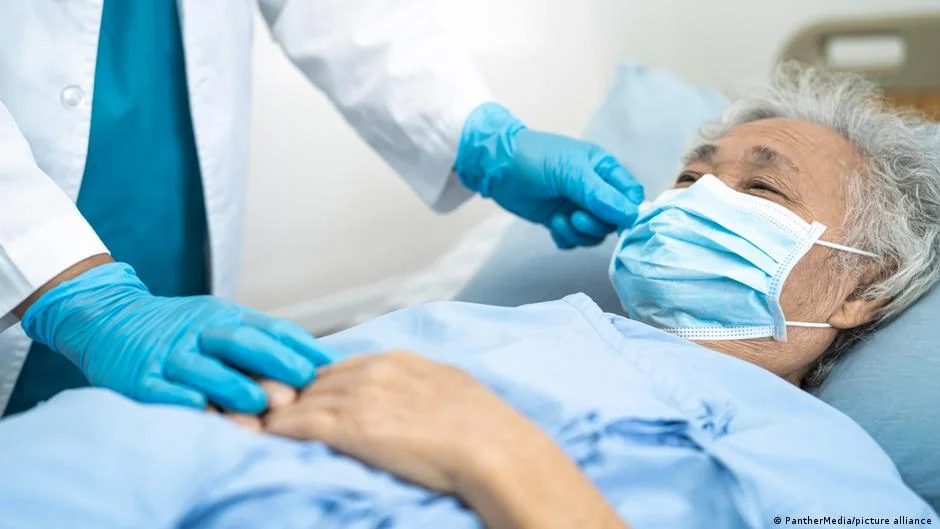 "WHO: 36 Million Europeans Still Struggling with Long COVID, Warns Pandemic is Far from Over"