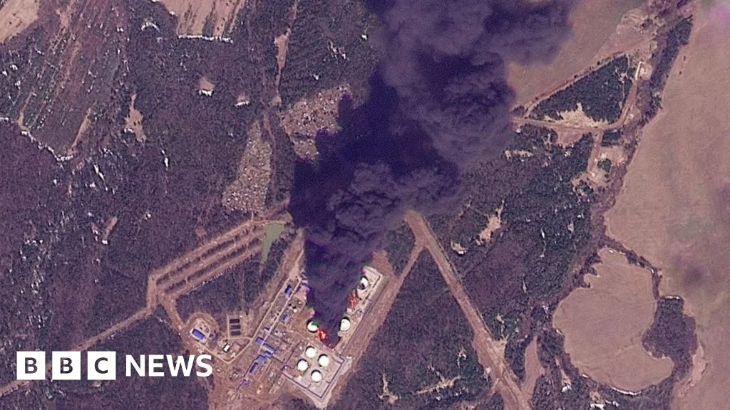 Ukraine widens oil-attack reach into Russia as Putin floats a one-day ceasefire