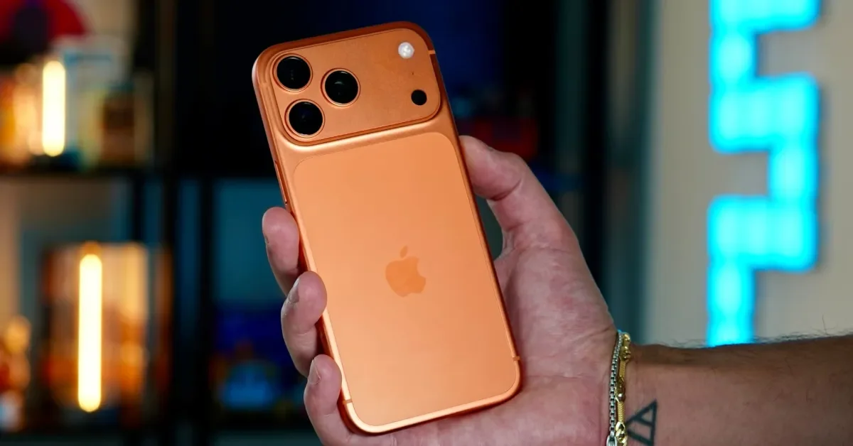 Cosmic Orange iPhone 17 Pro Max Enshrined in 250-Year U.S. Time Capsule