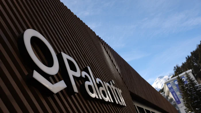 Trump champions Palantir’s war-fighting role as bear bets mount