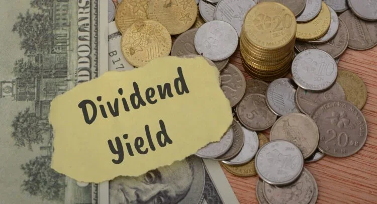 Analysts Spotlight: 3 High-Yield Dividend Aristocrats for 2026