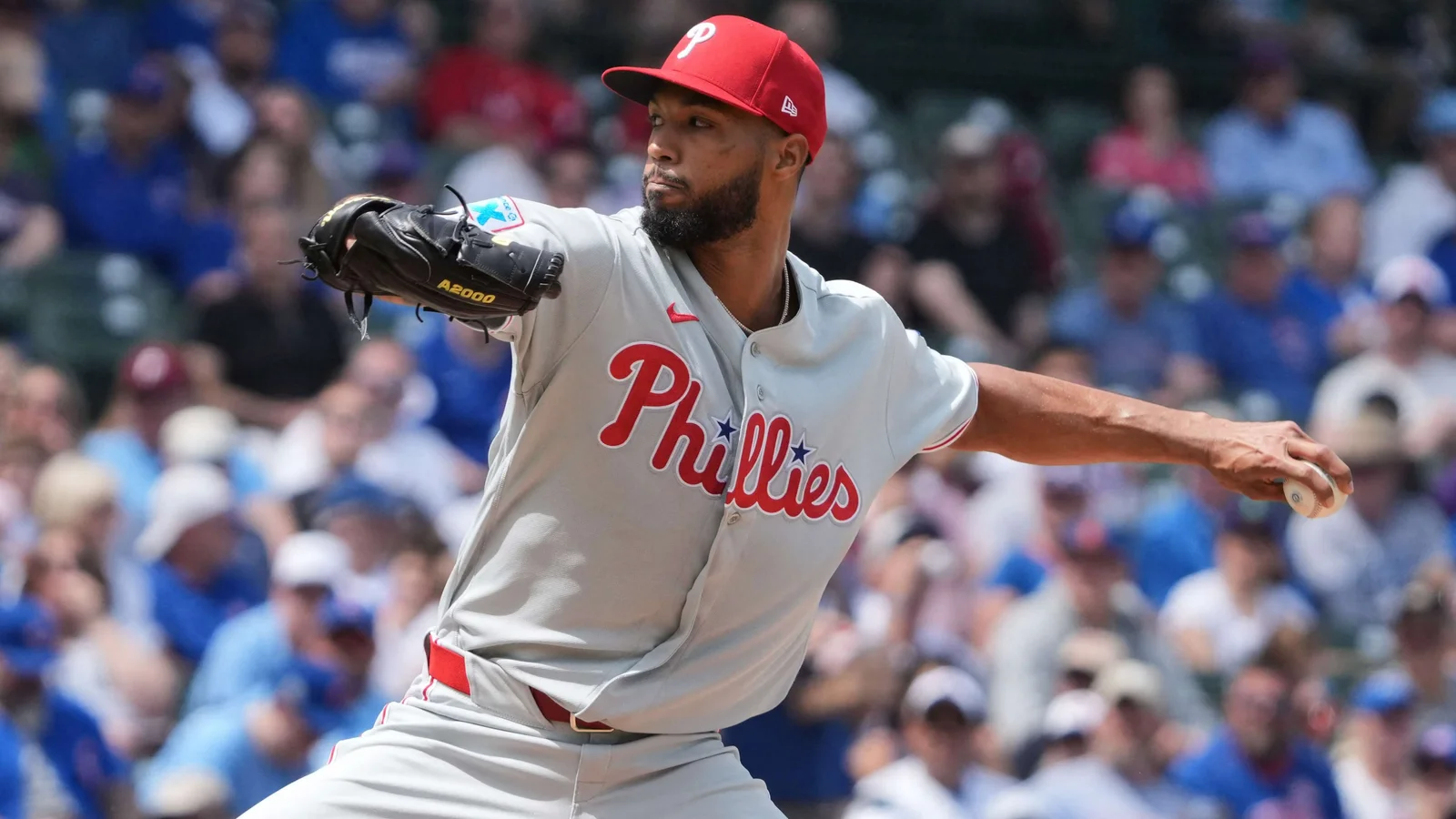 Phillies Edge Giants in Game 1 Behind Sanchez's Strong Home Form