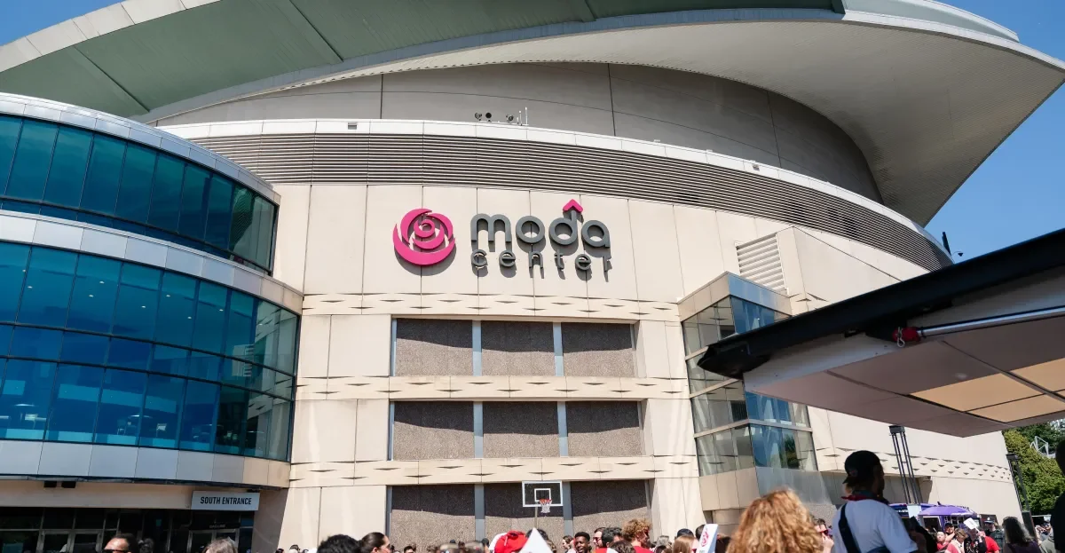 Blazers push Moda Center upgrades as lease dispute looms